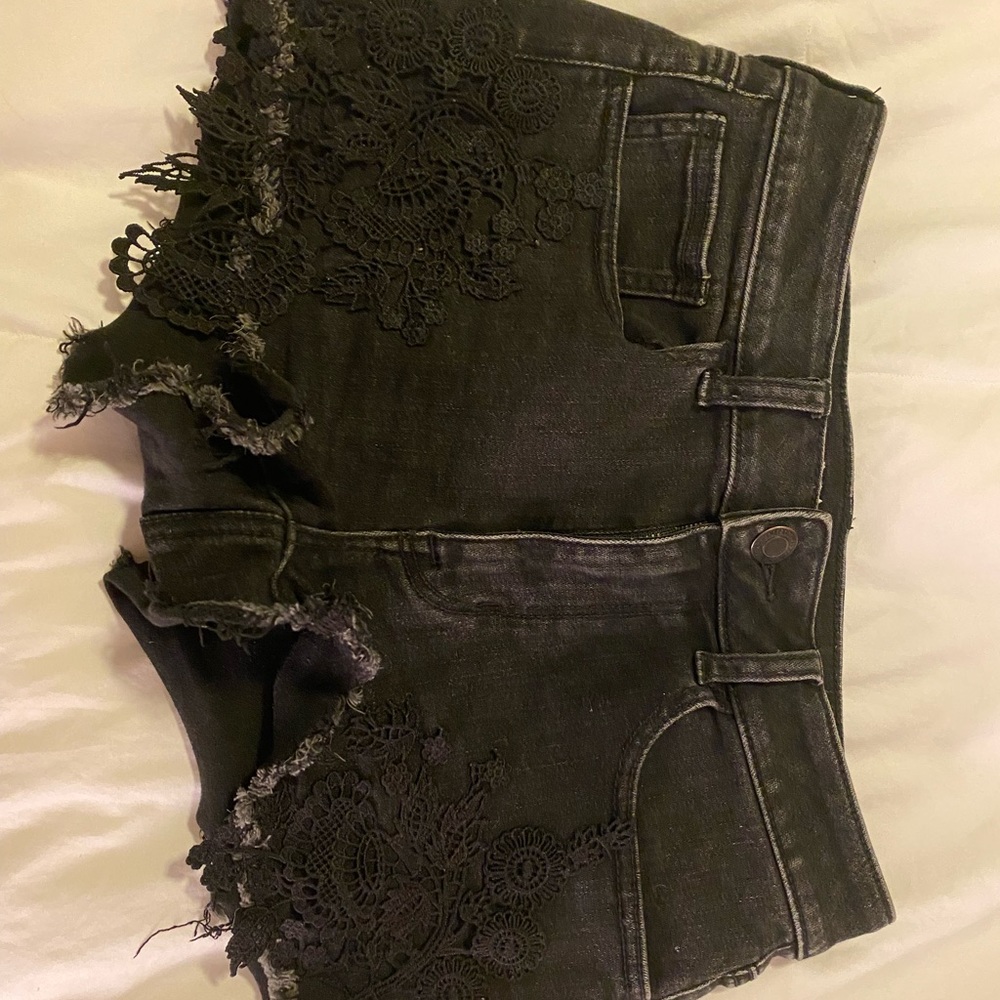 American Eagle Festival Shorties